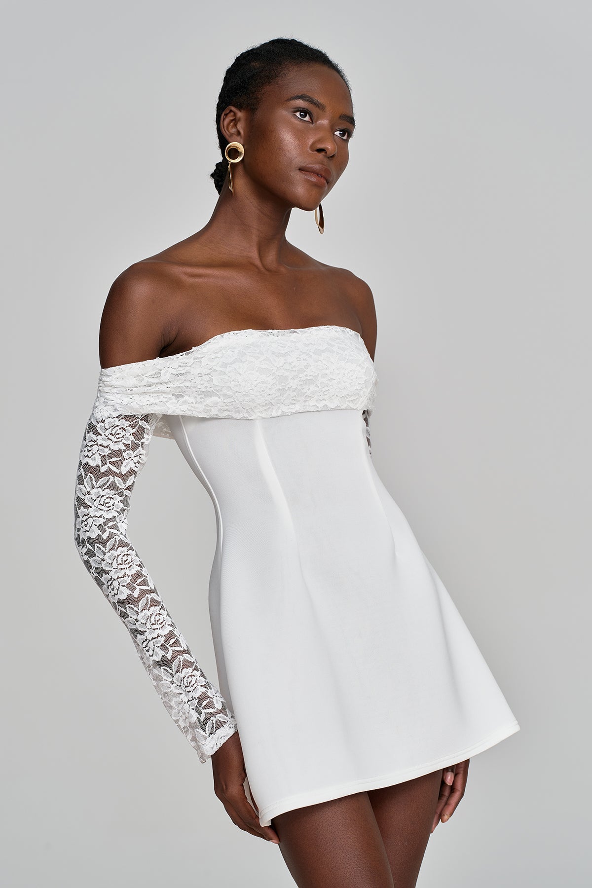 Gracefully Styled Dress for Any Occasion