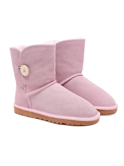 Polished Boots with an Effortless Classic Look