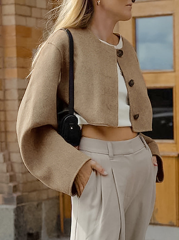 Effortlessly Elegant Coat with a Timeless Design