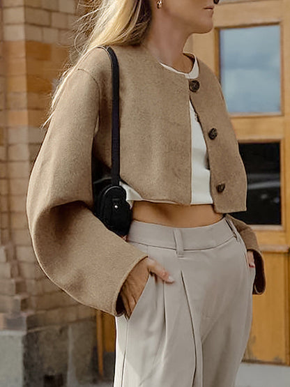 Effortlessly Elegant Coat with a Timeless Design