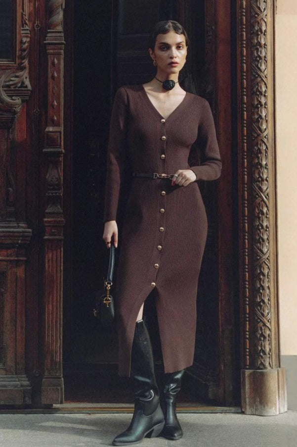Beautifully Finished Sweater in a Timeless Design