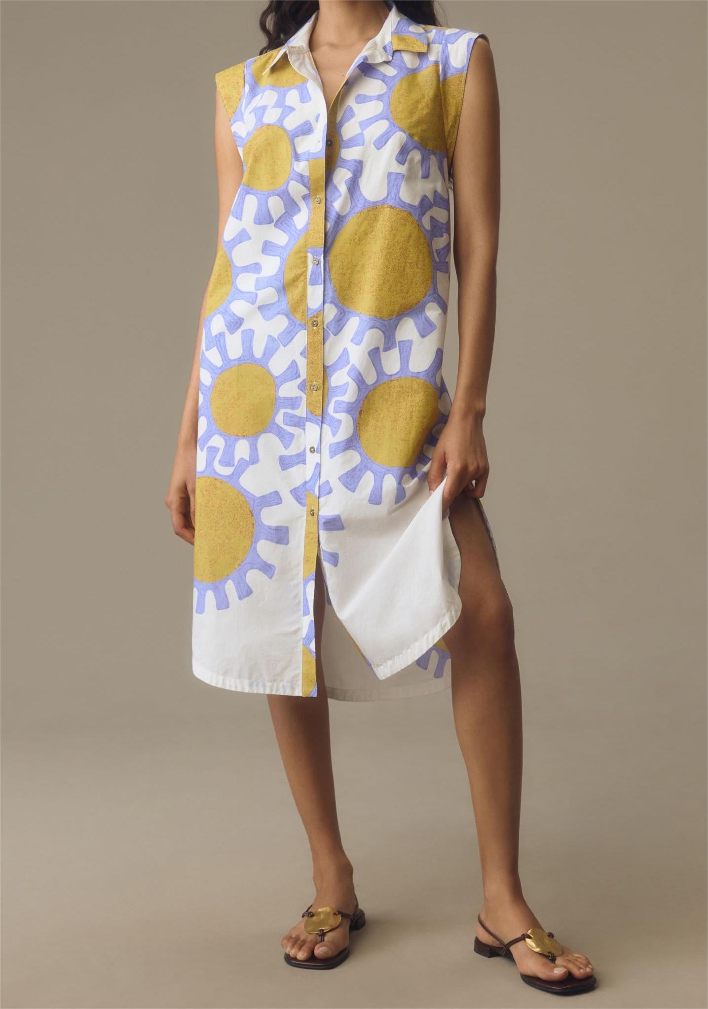 Classic Vintage Dress with a Flattering Fit