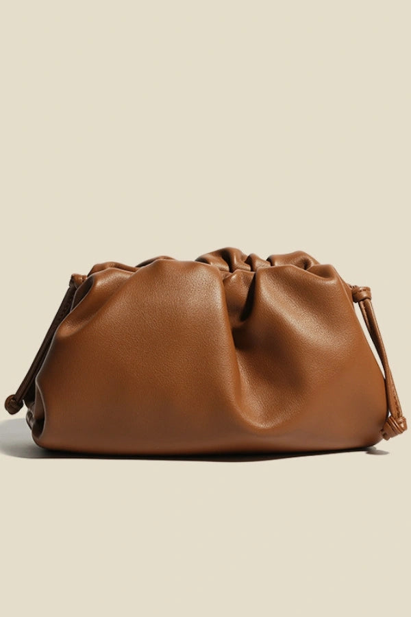 Well Tailored Bag with a Graceful Silhouette