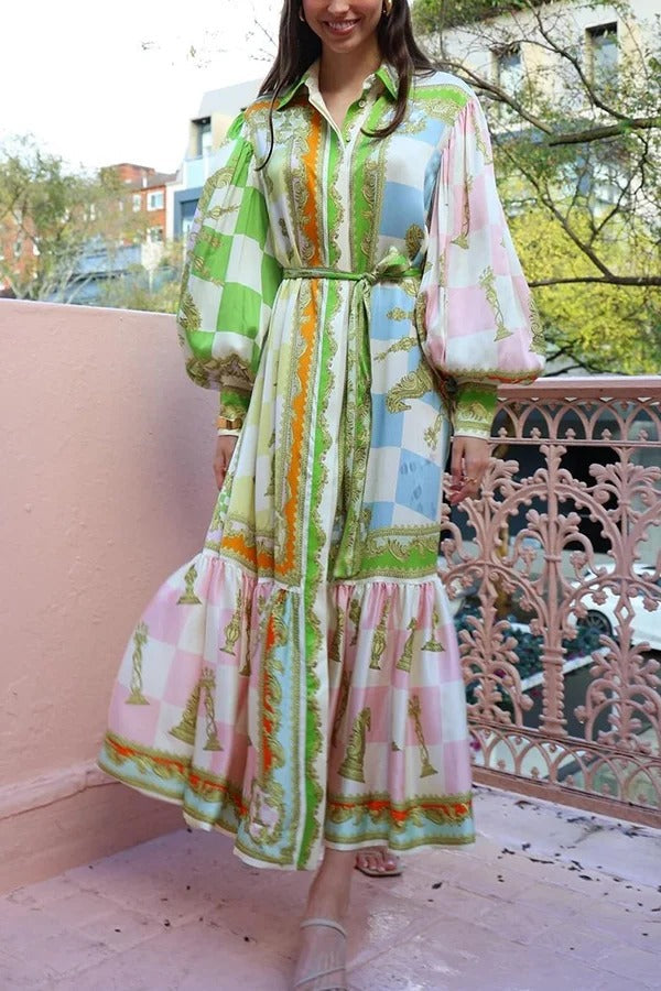 Classic Vintage Dress with a Flattering Fit