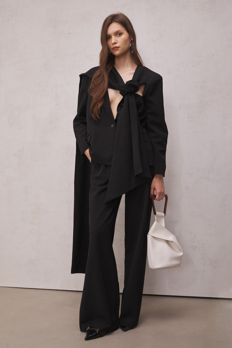 Polished Garment with an Effortless Classic Look