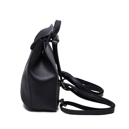 Gracefully Styled Bag for Any Occasion