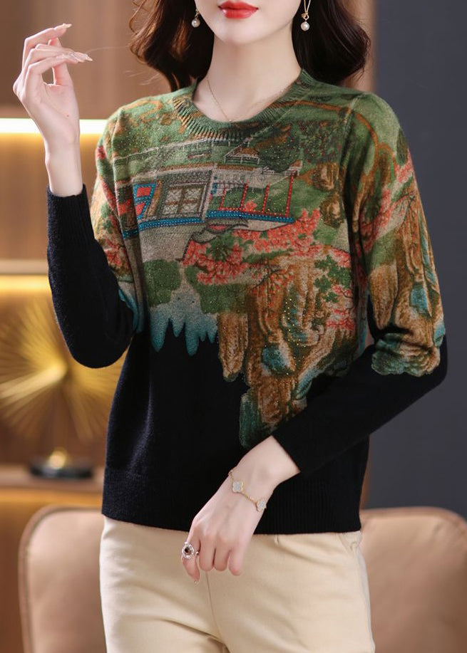 Well Tailored Sweater with a Graceful Silhouette