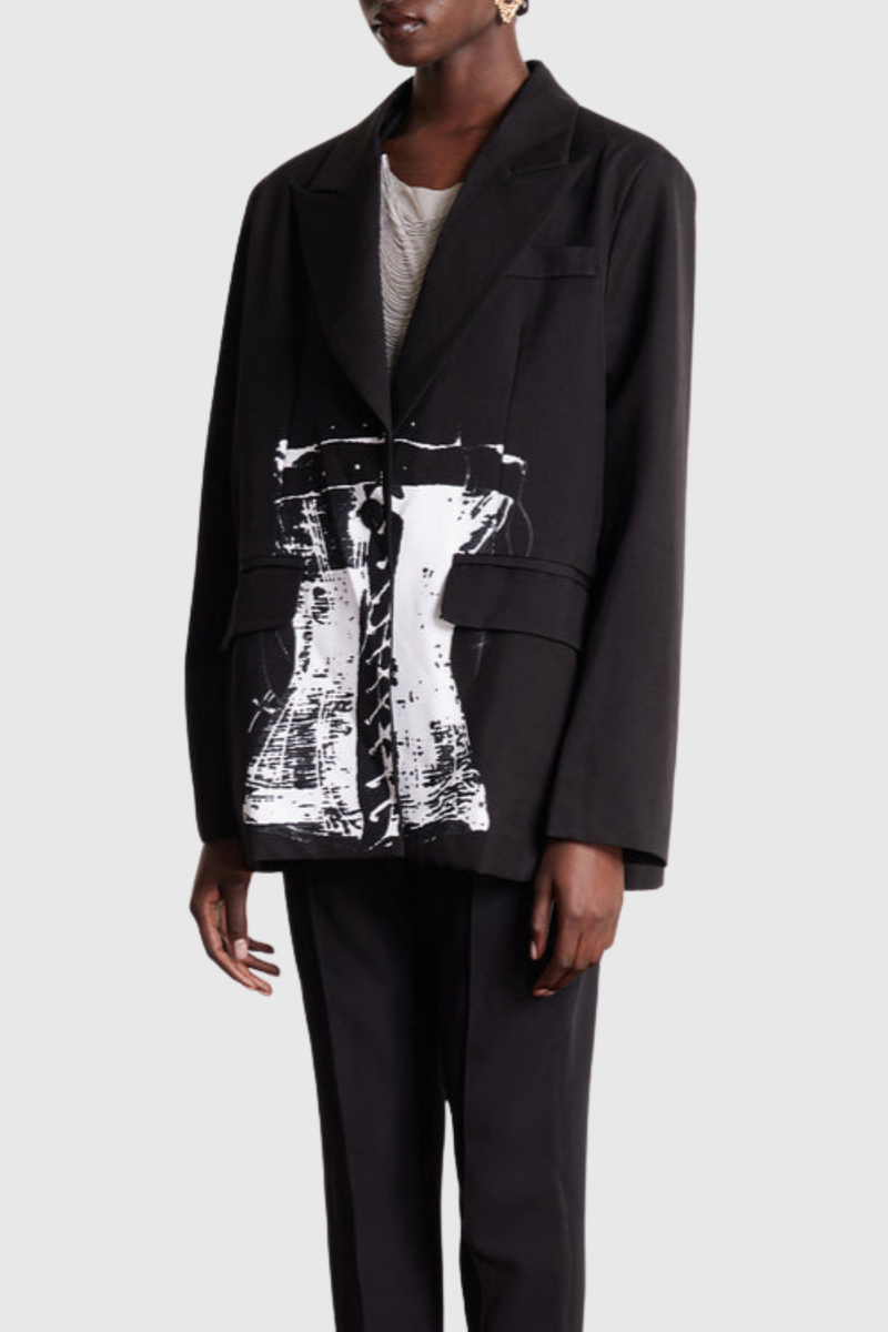 Sophisticated Garment with a Clean Classic Look