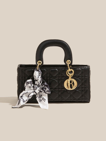 Classic Vintage Bag with a Flattering Fit