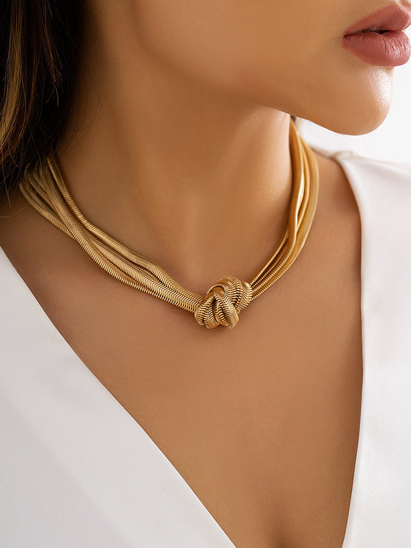 Effortlessly Elegant Garment with a Timeless Design