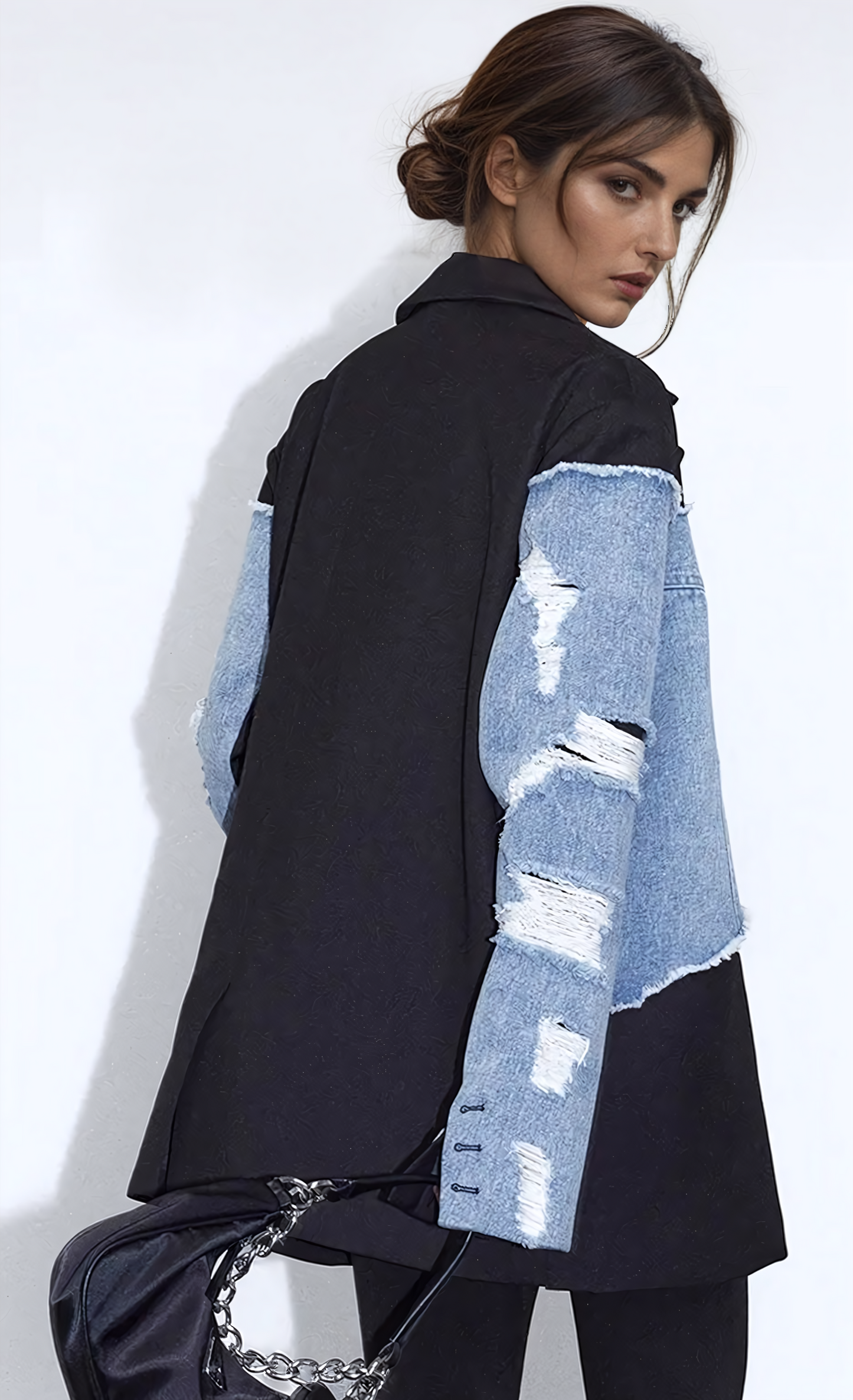 Beautifully Finished Coat in a Timeless Design