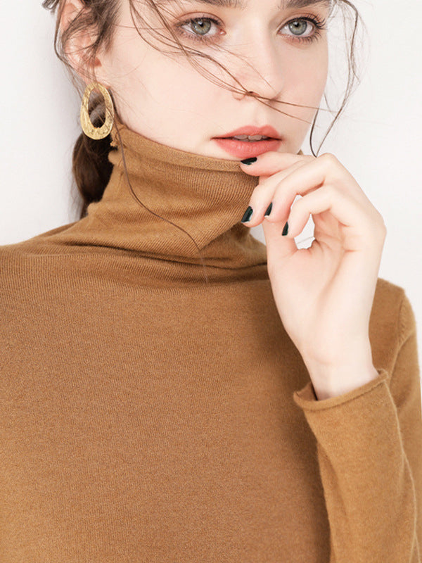 Classic Vintage Sweater with a Flattering Fit