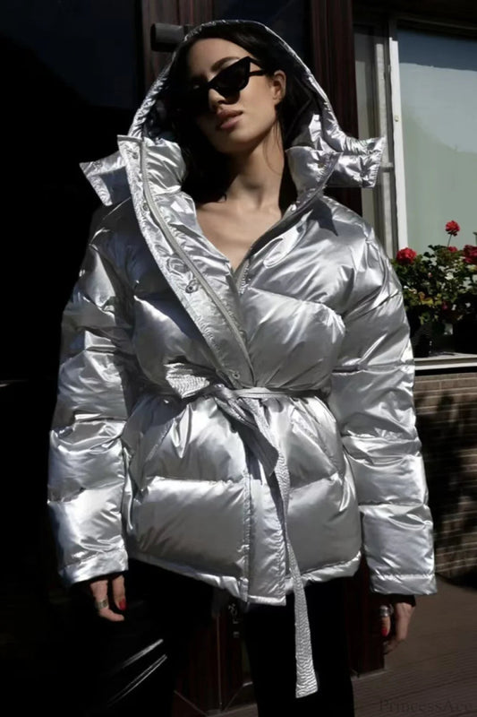 Effortlessly Elegant Coat with a Timeless Design