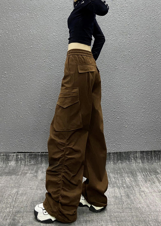 Effortlessly Elegant Pants with a Timeless Design