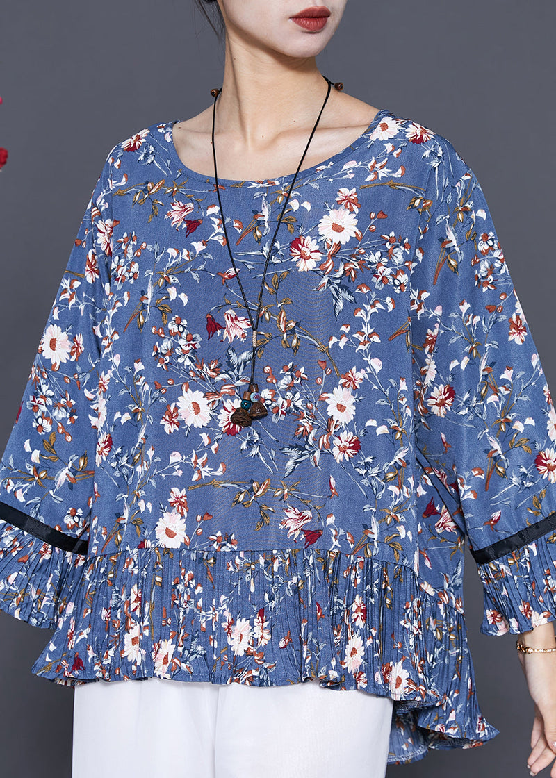 Classic Vintage Blouse with a Flattering Fit