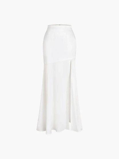 Effortlessly Elegant Garment with a Timeless Design