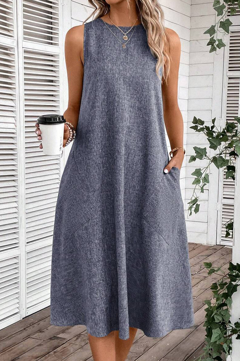 Well Tailored Dress with a Graceful Silhouette