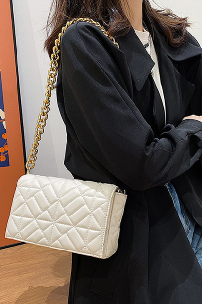 Effortlessly Elegant Bag with a Timeless Design