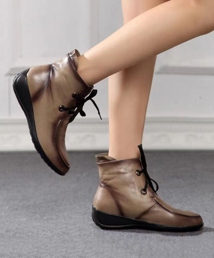 Elegantly Styled Boots for Everyday Wear