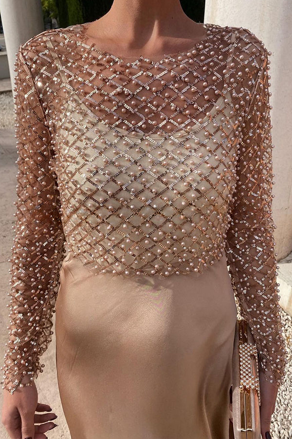 Effortlessly Elegant Top with a Timeless Design
