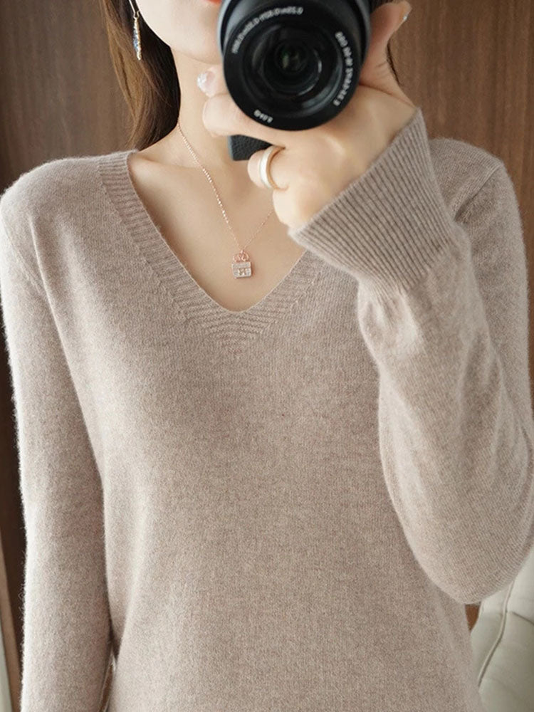 Polished Sweater with an Effortless Classic Look