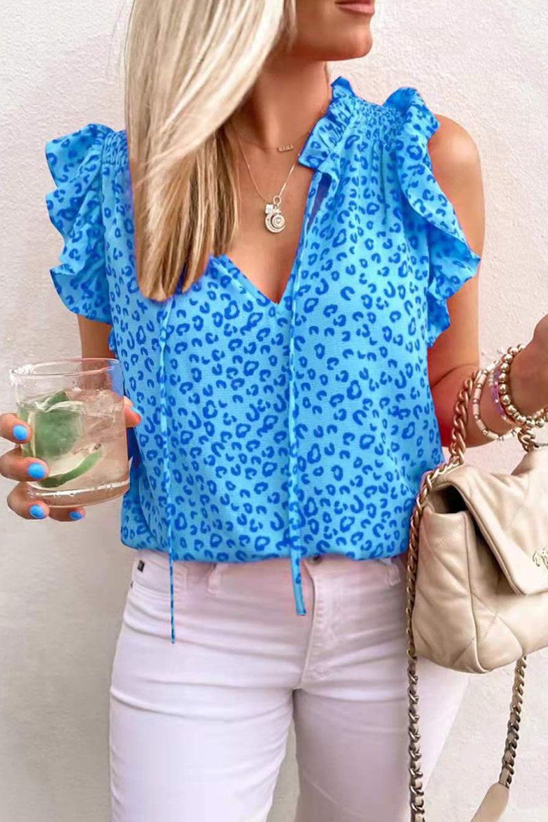 Sophisticated T-Shirt with a Clean Classic Look