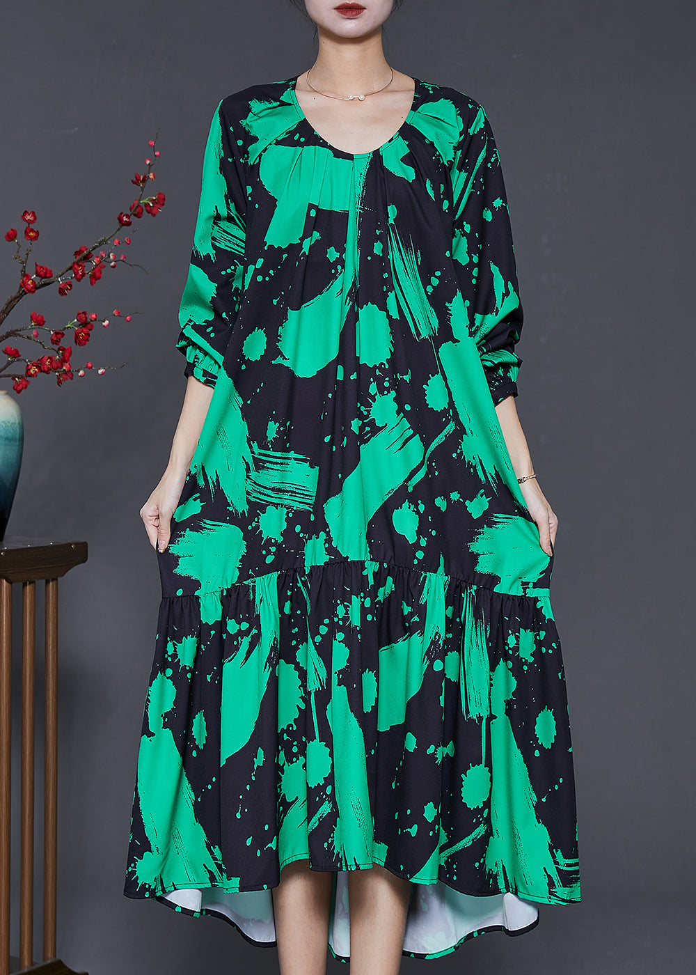 Gracefully Styled Dress for Any Occasion