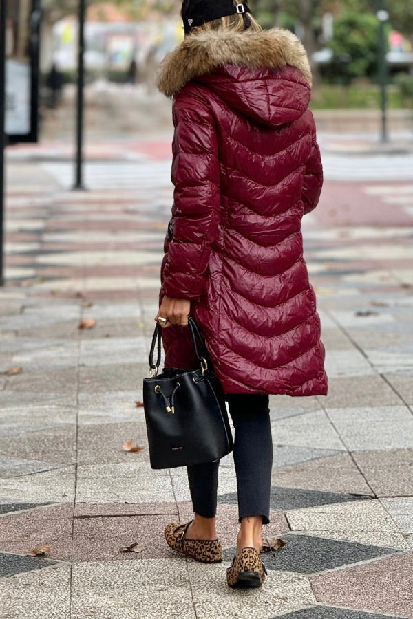 Beautifully Finished Coat in a Timeless Design