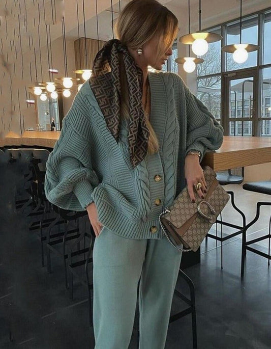 Beautifully Crafted Cardigan in a Classic Style