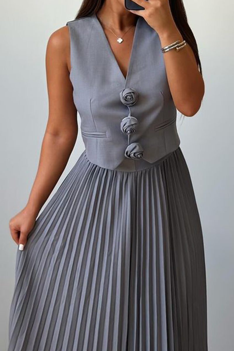 Beautifully Finished Garment in a Timeless Design