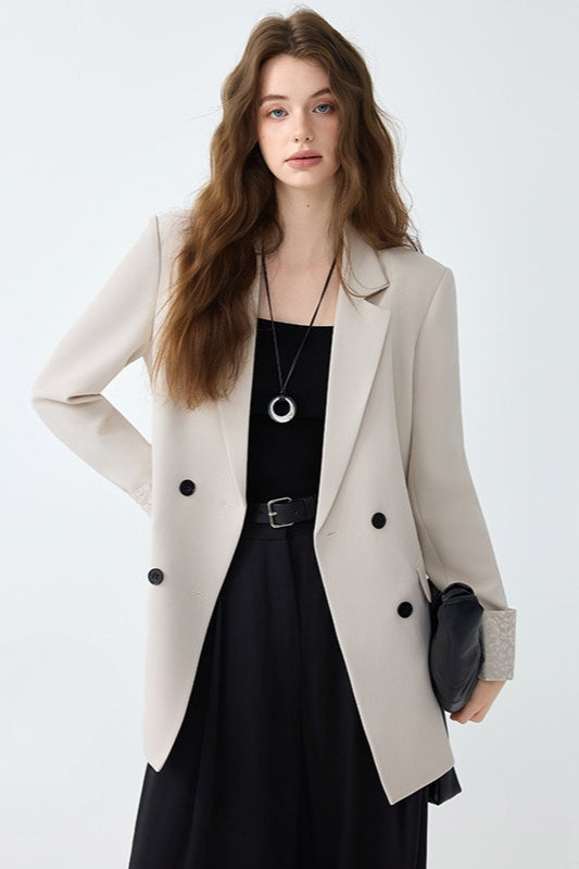 Sophisticated Garment with a Clean Classic Look
