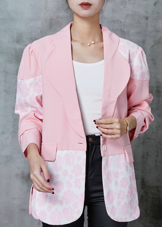 Well Tailored Coat with a Graceful Silhouette