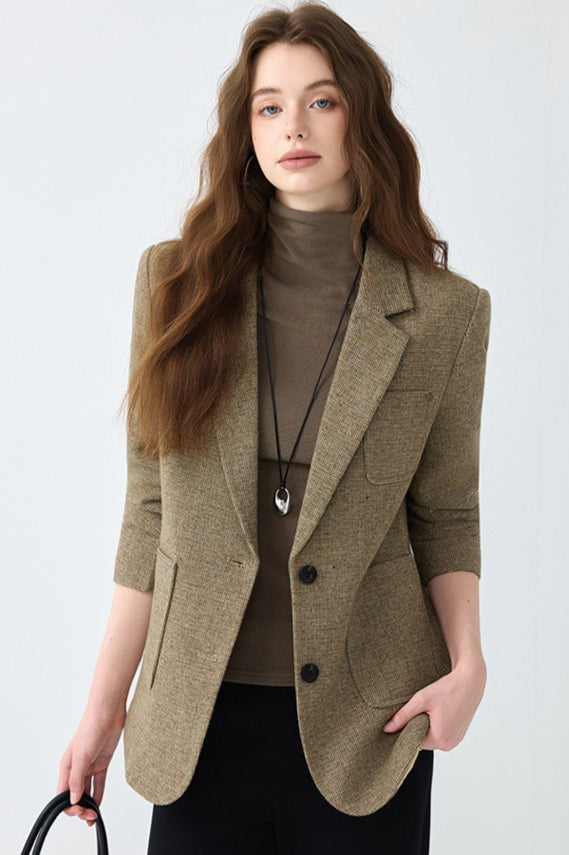 Well Tailored Garment with a Graceful Silhouette
