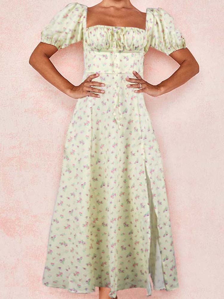 Classic Vintage Dress with a Flattering Fit