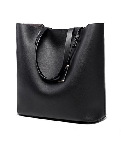 Beautifully Finished Bag in a Timeless Design
