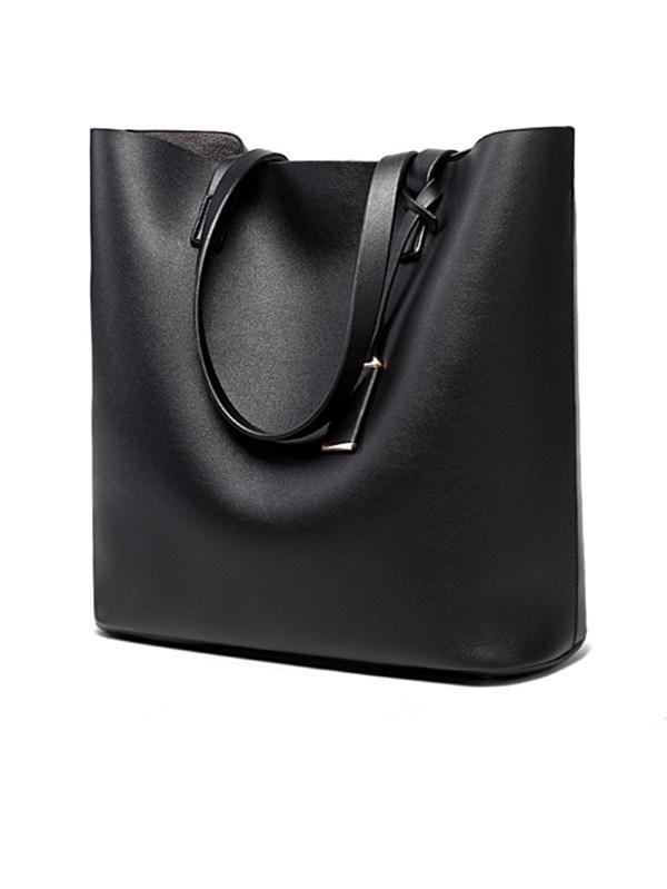 Beautifully Finished Bag in a Timeless Design