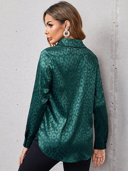 Beautifully Crafted Blouse in a Classic Style