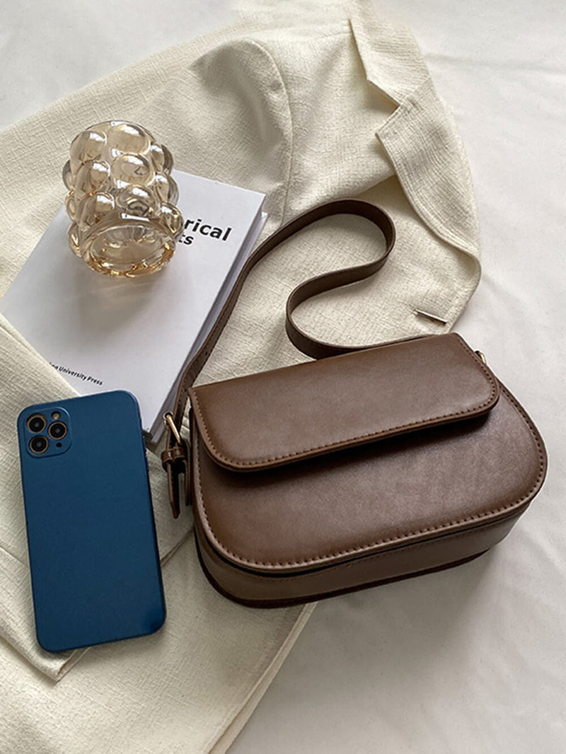 Polished Bag with an Effortless Classic Look