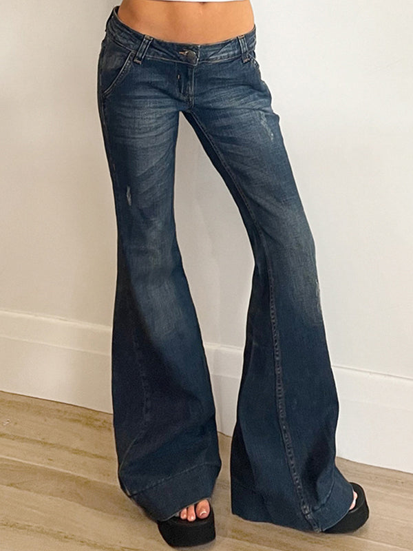 Sophisticated Garment with a Clean Classic Look