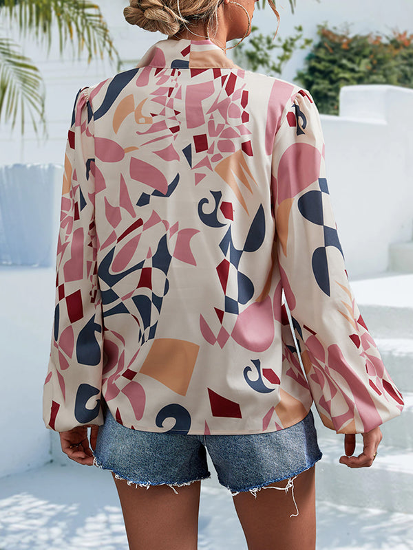 Beautifully Crafted Blouse in a Classic Style