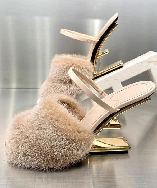 Beautifully Crafted Sandals in a Classic Style