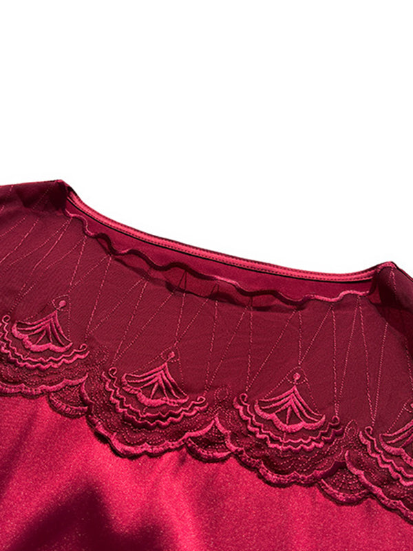 Well Tailored Top with a Graceful Silhouette