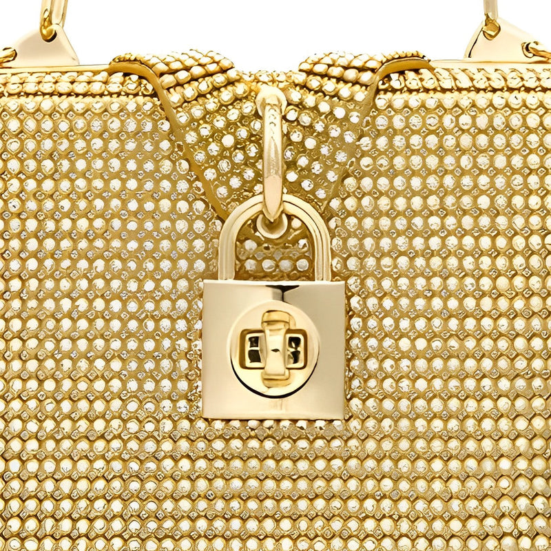 Polished Bag with an Effortless Classic Look
