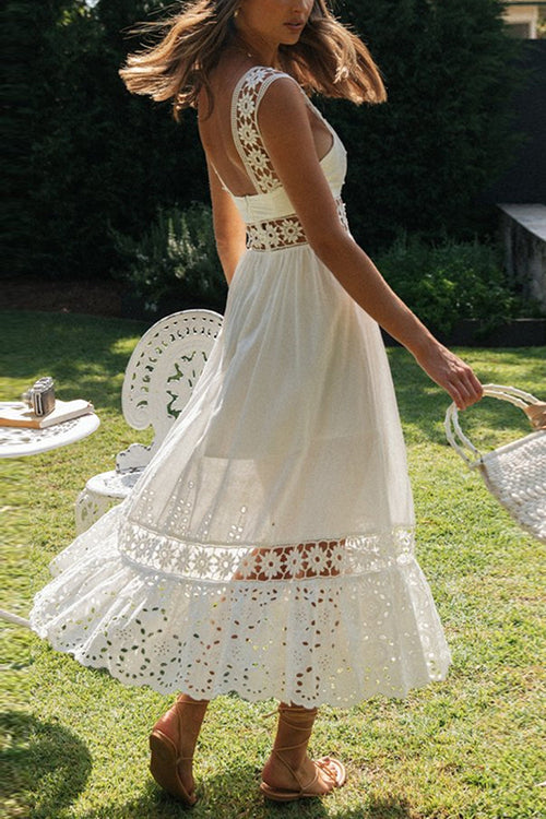 Beautifully Crafted Dress in a Classic Style
