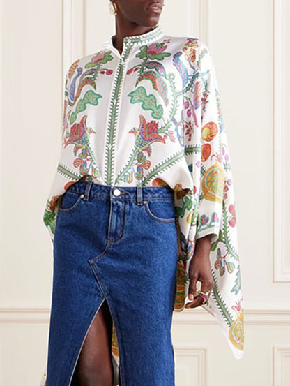 Sophisticated Blouse with a Clean Classic Look
