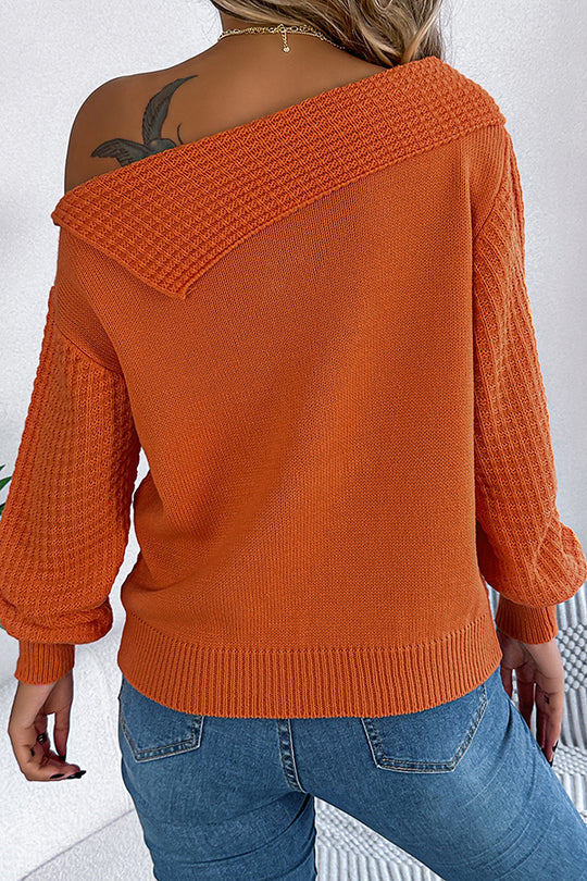 Well Tailored Sweater with a Graceful Silhouette