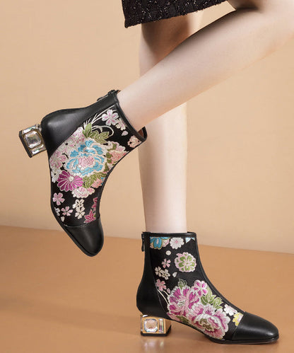 Polished Boots with an Effortless Classic Look