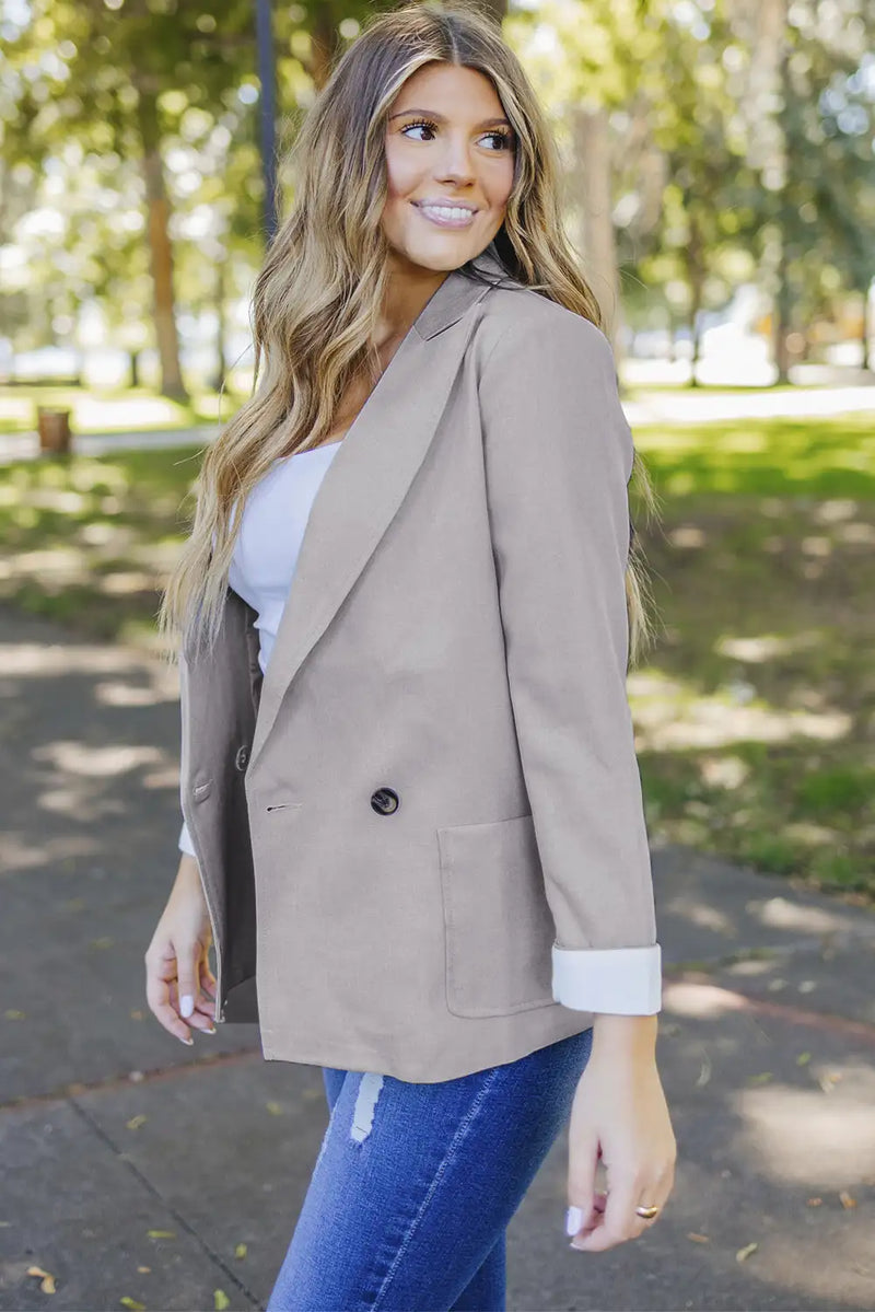 Effortlessly Elegant Garment with a Timeless Design