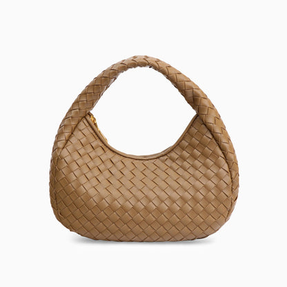 Beautifully Finished Bag in a Timeless Design