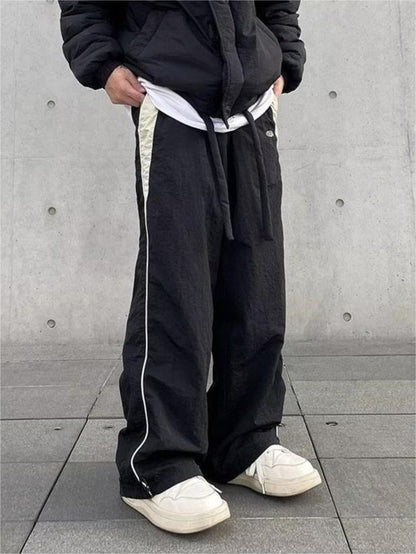 Well Tailored Pants with a Graceful Silhouette